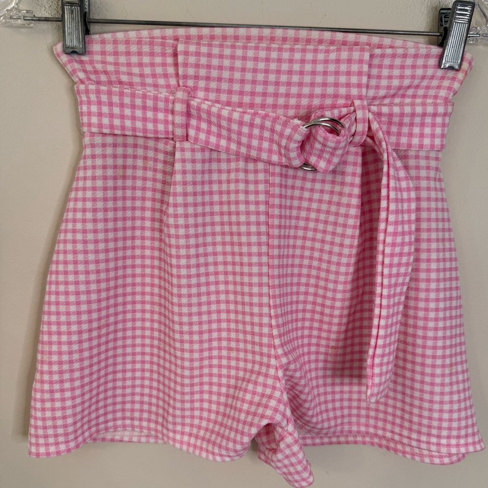 Boohoo pink & white plaid shorts matching belt silver clasp dainty cottagecore 4